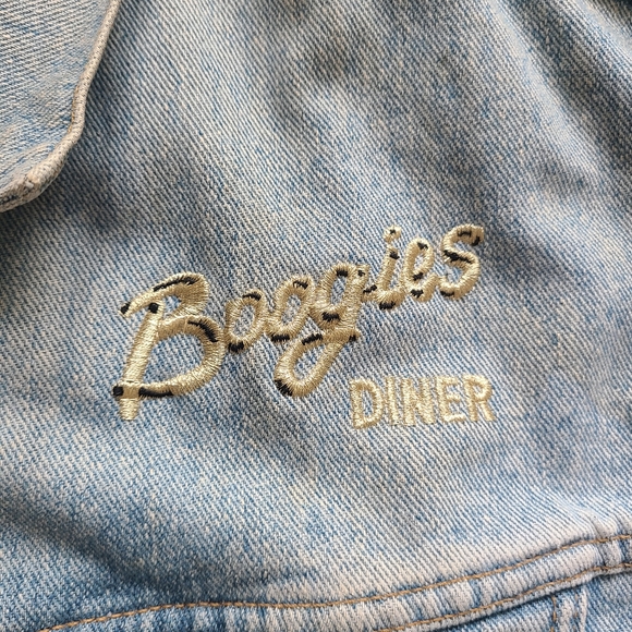 Vintage 90s Boogies Diner Twin Cities Medium Levi's Denim Jacket 70598 4834 - Picture 4 of 11